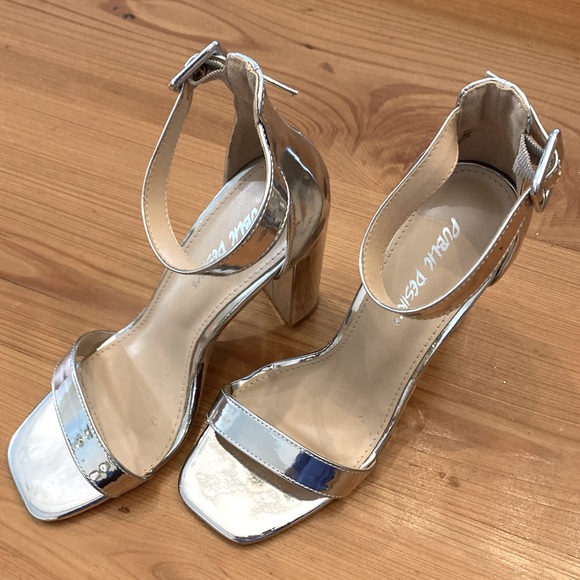 Public Desire silver strappy heels. UK size 5 - fits US size 7-8. - Picture 3 of 8